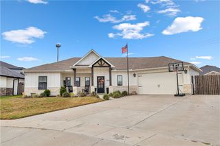 3101 Creek Side Dr, Corpus Christi, TX 78410