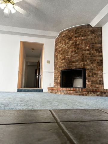 6914 Gary Avenue, B, Lubbock, TX 79413