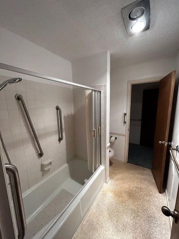 6914 Gary Avenue, B, Lubbock, TX 79413