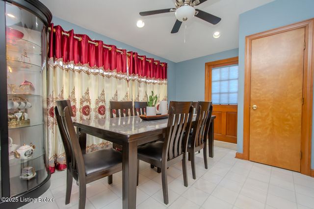 3019 Leman Dr, Louisville, KY 40220