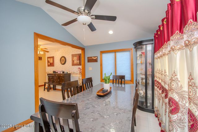 3019 Leman Dr, Louisville, KY 40220