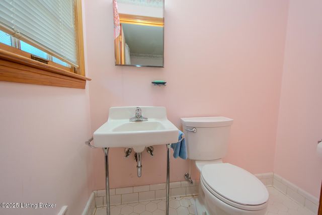 3019 Leman Dr, Louisville, KY 40220