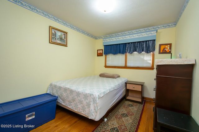 3019 Leman Dr, Louisville, KY 40220