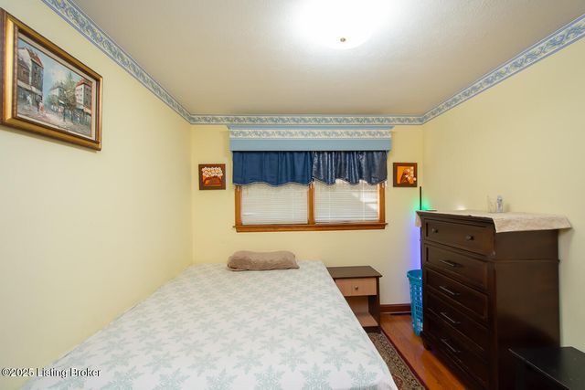 3019 Leman Dr, Louisville, KY 40220