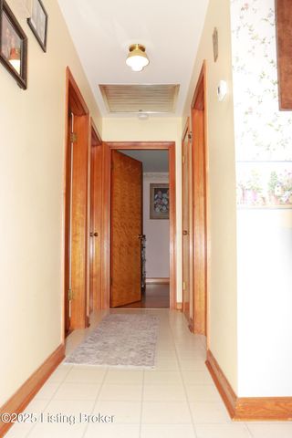 3019 Leman Dr, Louisville, KY 40220