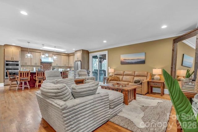 811 Linhigh Drive, Newland, NC 28657