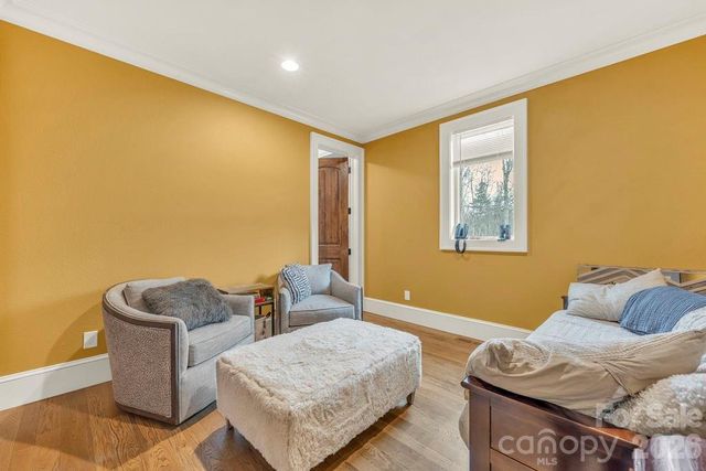 811 Linhigh Drive, Newland, NC 28657