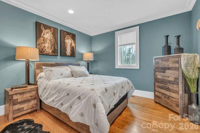 811 Linhigh Drive, Newland, NC 28657