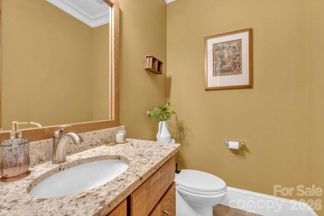 811 Linhigh Drive, Newland, NC 28657