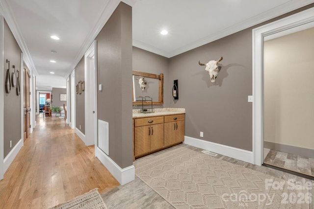 811 Linhigh Drive, Newland, NC 28657