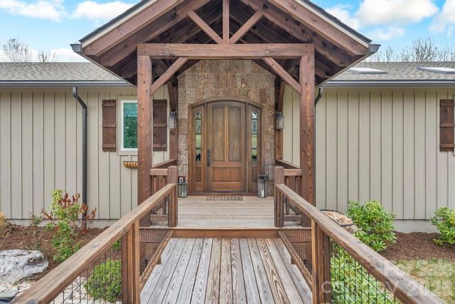811 Linhigh Drive, Newland, NC 28657