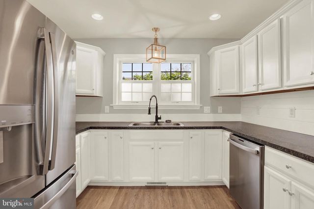 143 SPRING MEADOWS RD, Manchester, PA 17345