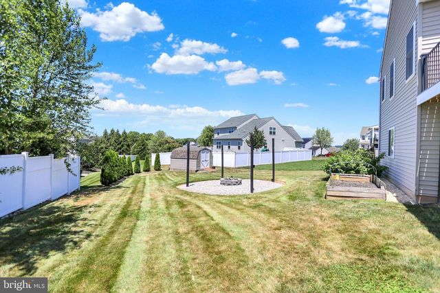 143 SPRING MEADOWS RD, Manchester, PA 17345