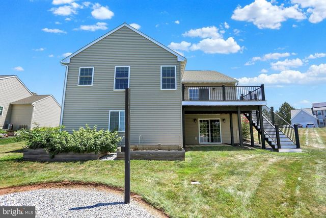 143 SPRING MEADOWS RD, Manchester, PA 17345