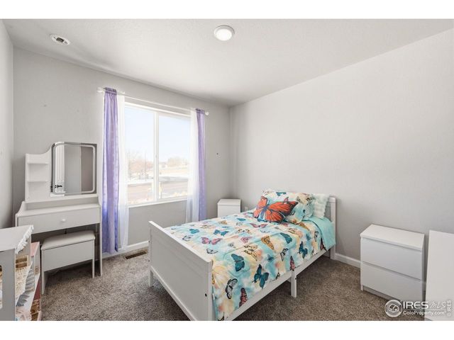 2463 Harlequin Pl, Johnstown, CO 80534