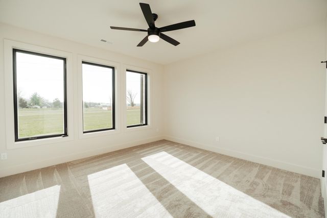 5566 E Cavalcade Lane, Springfield, MO 65802