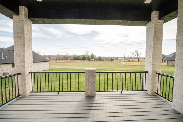 5566 E Cavalcade Lane, Springfield, MO 65802