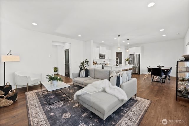 5168 Sinclair Way, Bremerton, WA 98312