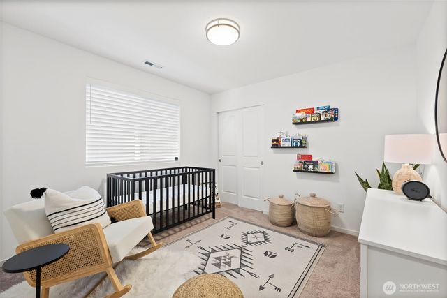 5168 Sinclair Way, Bremerton, WA 98312