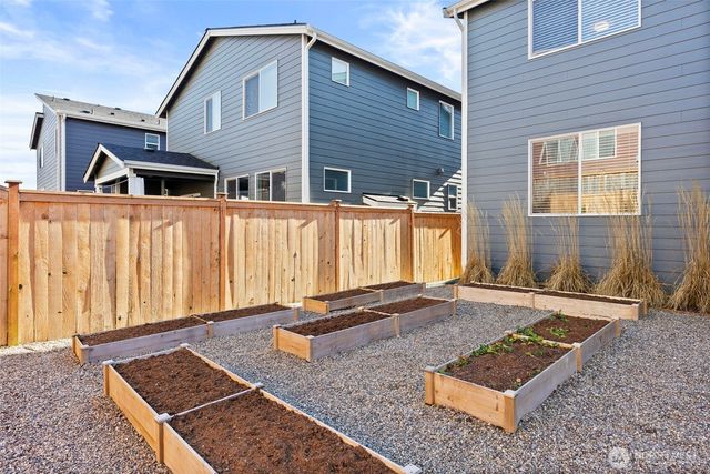 5168 Sinclair Way, Bremerton, WA 98312