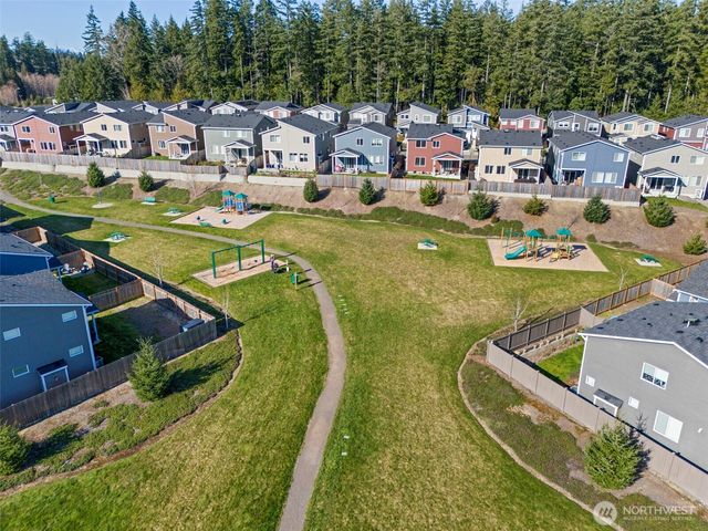 5168 Sinclair Way, Bremerton, WA 98312