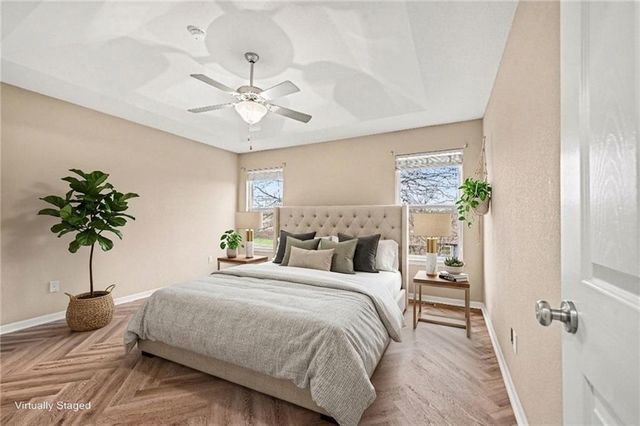 1842 White Tail Lane, Liberty, MO 64068