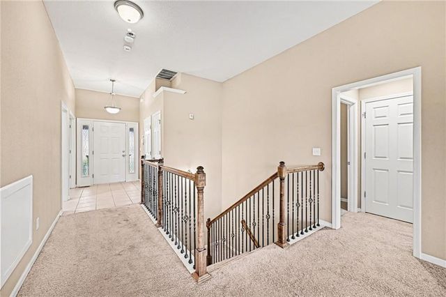 1842 White Tail Lane, Liberty, MO 64068