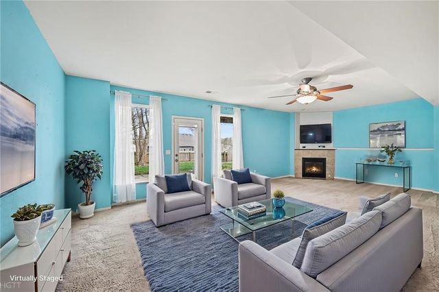 1842 White Tail Lane, Liberty, MO 64068