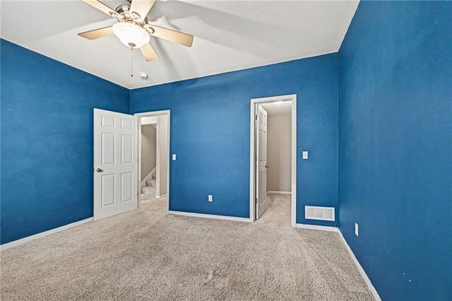 1842 White Tail Lane, Liberty, MO 64068