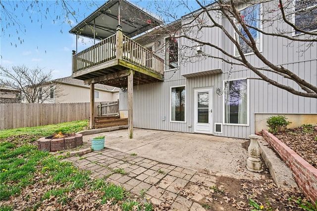 1842 White Tail Lane, Liberty, MO 64068