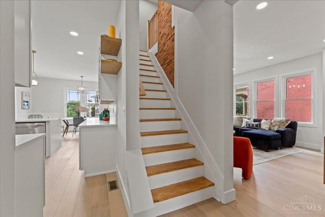 4569 Smith Road, Norwood, OH 45212