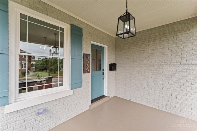 4569 Smith Road, Norwood, OH 45212