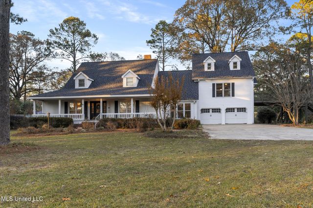 36 Shady Lane, Hattiesburg, MS 39402