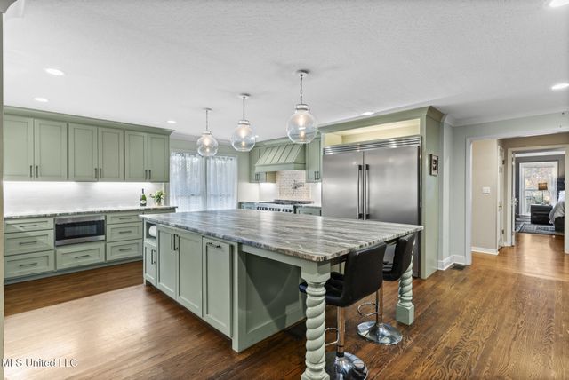 36 Shady Lane, Hattiesburg, MS 39402