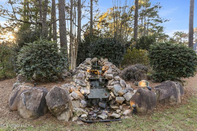 36 Shady Lane, Hattiesburg, MS 39402