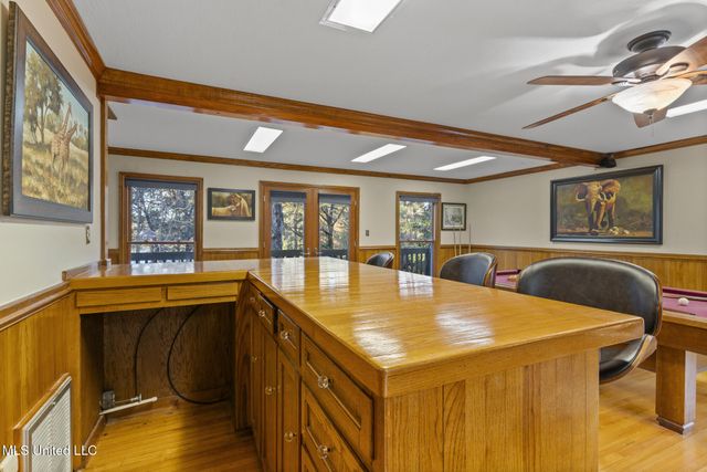 36 Shady Lane, Hattiesburg, MS 39402