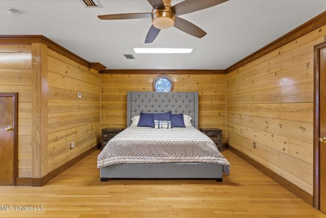 36 Shady Lane, Hattiesburg, MS 39402