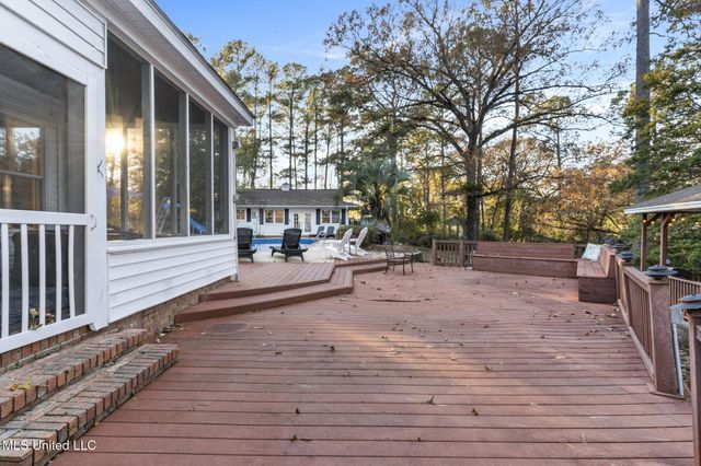 36 Shady Lane, Hattiesburg, MS 39402