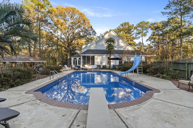 36 Shady Lane, Hattiesburg, MS 39402