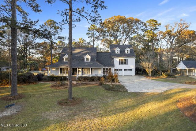 36 Shady Lane, Hattiesburg, MS 39402