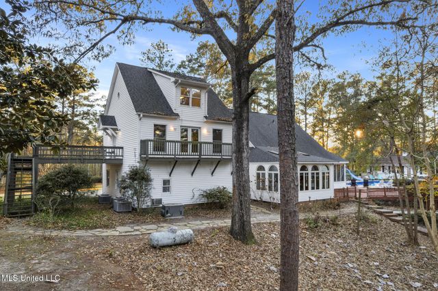 36 Shady Lane, Hattiesburg, MS 39402