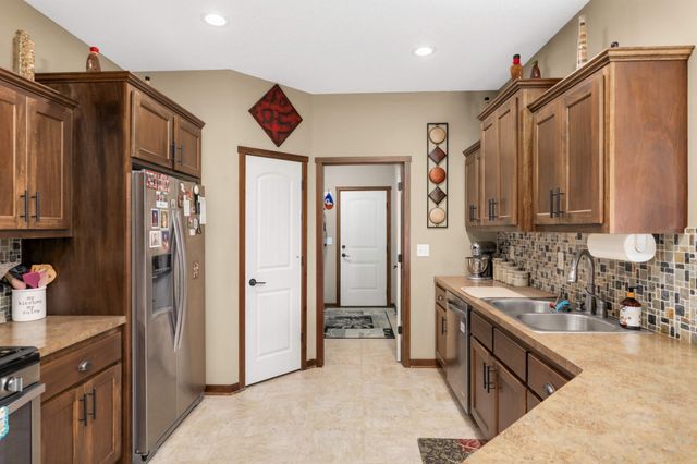 29412 Hidden Forest Boulevard, Chisago City, MN 55013