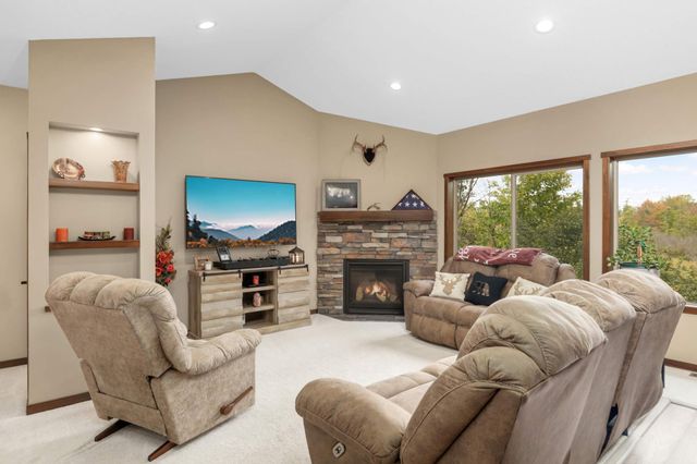 29412 Hidden Forest Boulevard, Chisago City, MN 55013