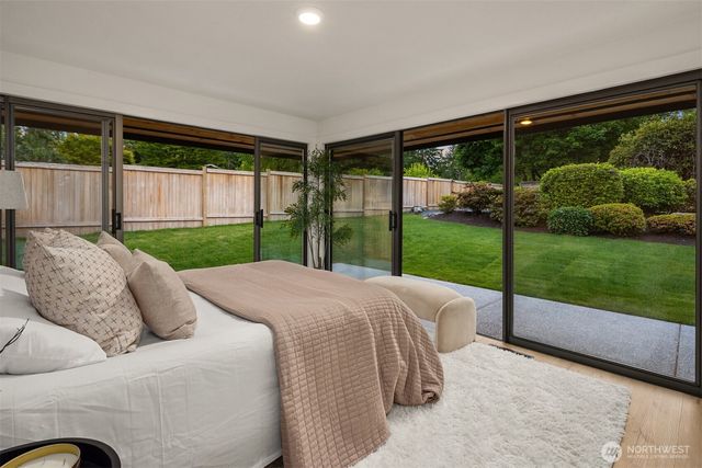 1659 215th Place SE, Sammamish, WA 98075