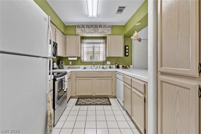 2725 South Nellis Boulevard 2137, Las Vegas, NV 89121