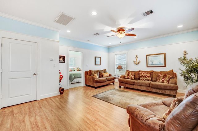 935 Clara Street, Crystal Beach, TX 77650