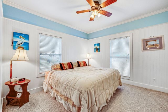 935 Clara Street, Crystal Beach, TX 77650