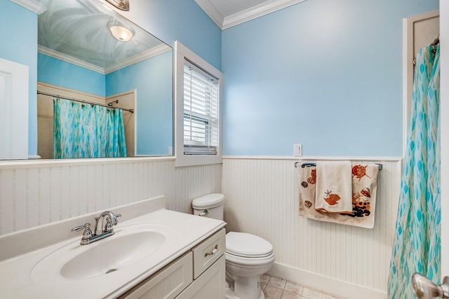 935 Clara Street, Crystal Beach, TX 77650