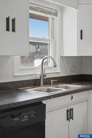 3615 S 15 Street, Lincoln, NE 68502