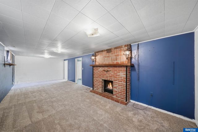 3615 S 15 Street, Lincoln, NE 68502